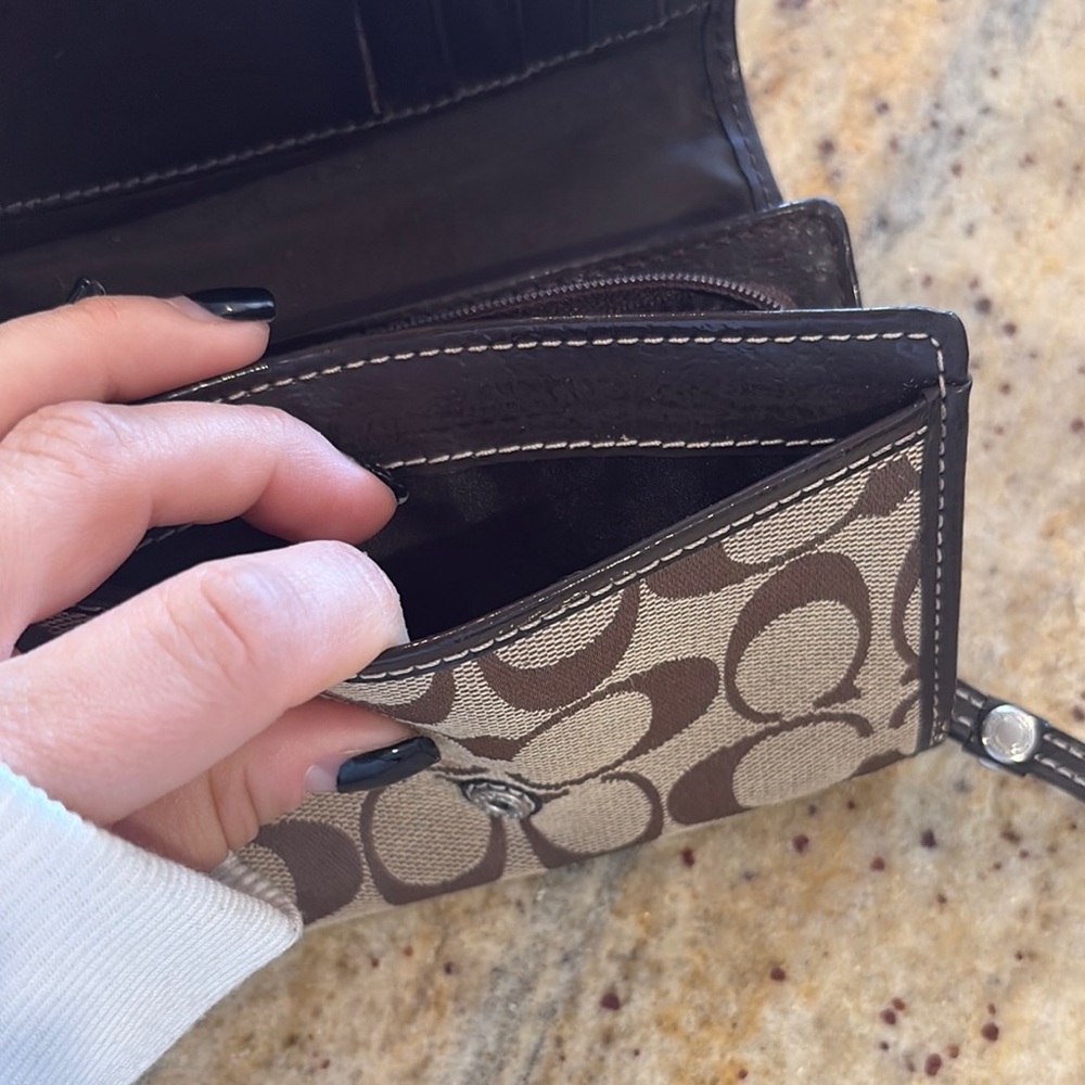 Coach Brown and Tan Wallet - Picture 5 of 8
